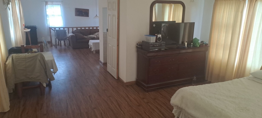2 Bedroom Property for Sale in Chatsworth Western Cape